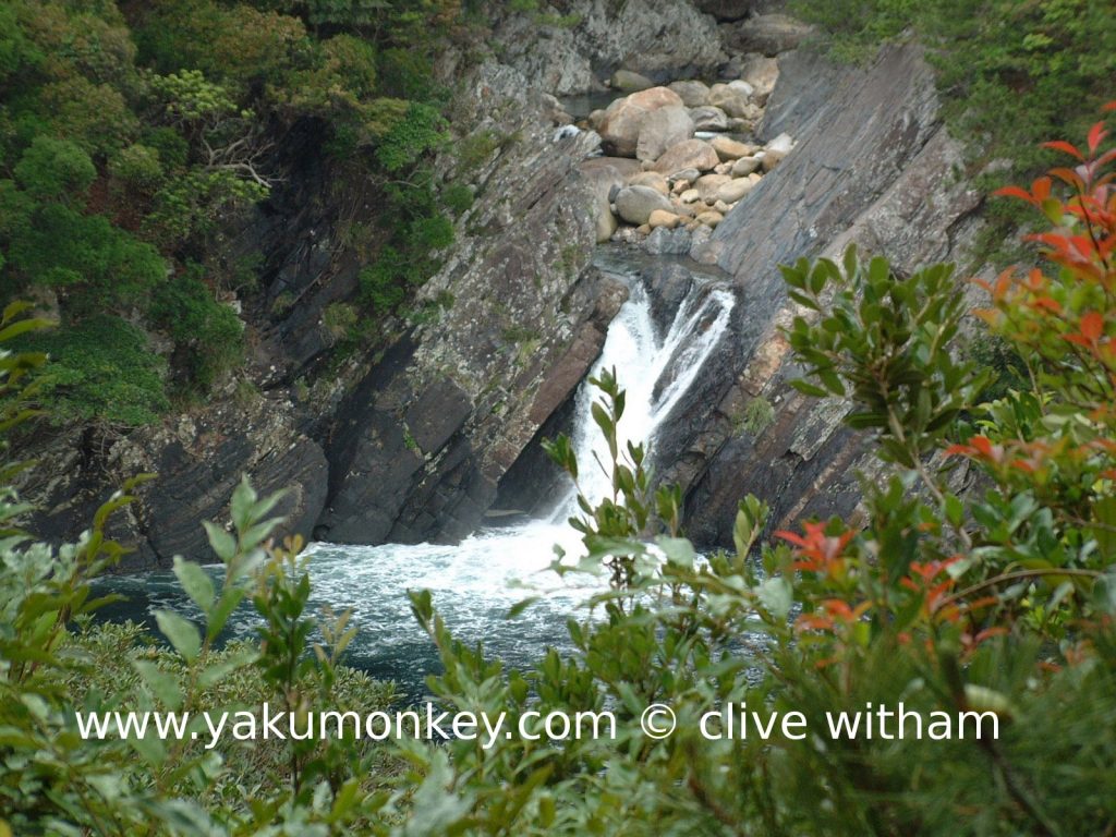 Toroki-no-taki waterfall